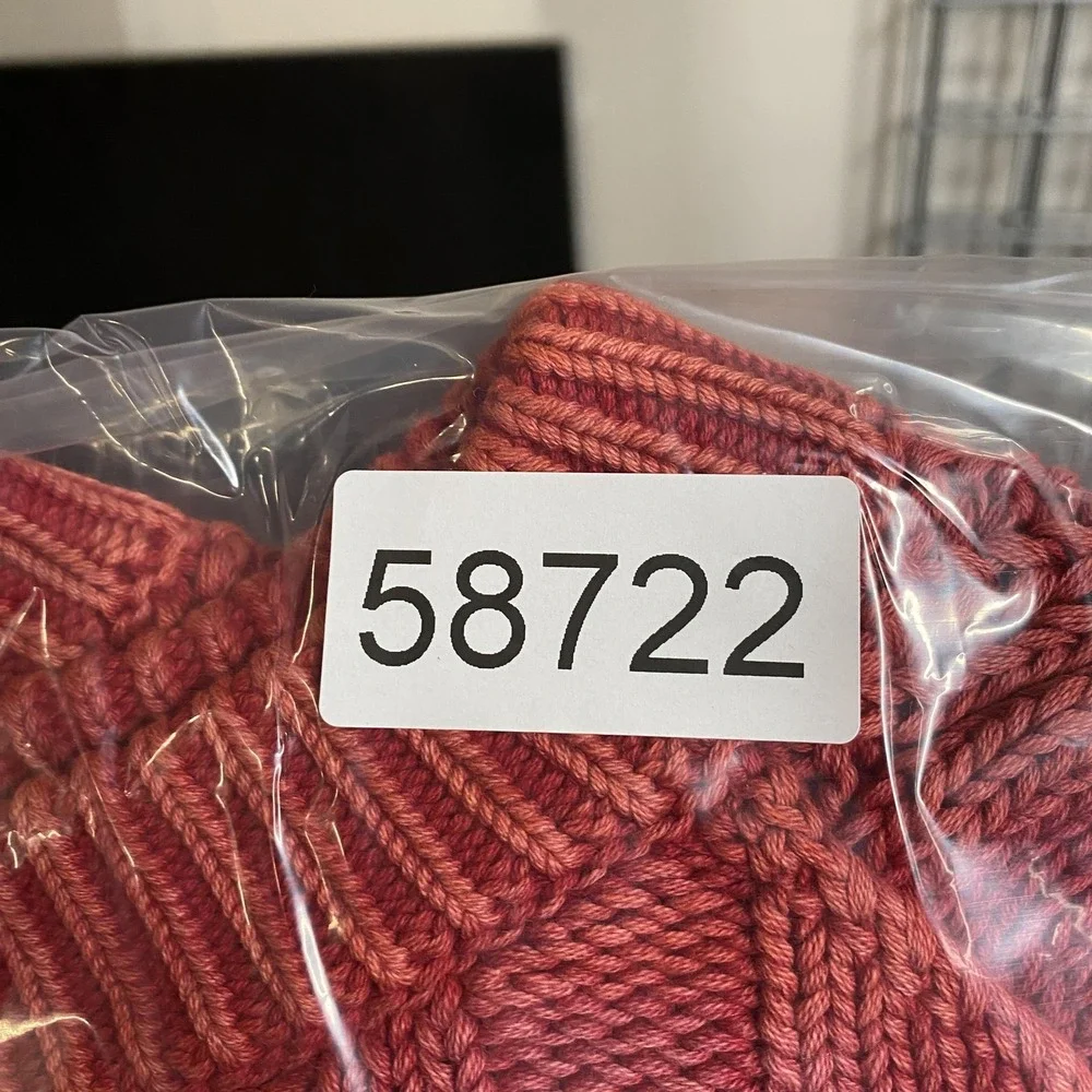 Free People‎ Frankie Sweater Womens Small Red Cable Knit Chunky Crew 100% Cotton